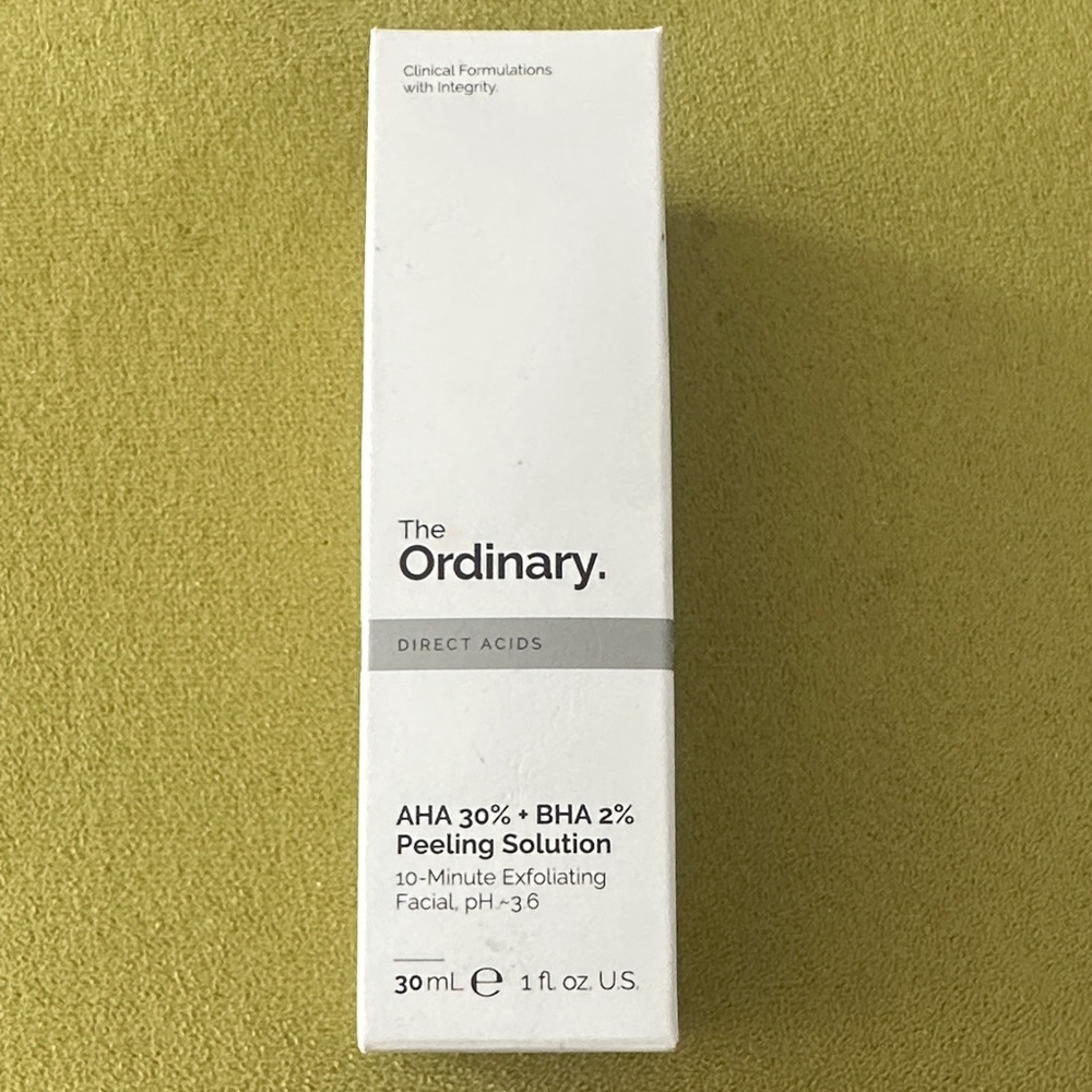 The Ordinary Peeling Solution - White Packaging with Gray Accent